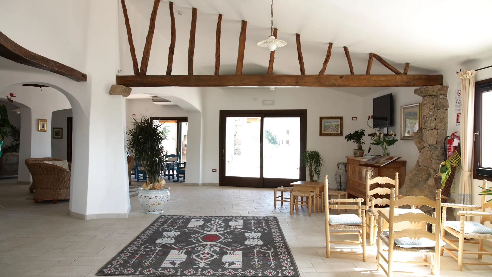 Hotel Resort Nuraghe Arvu Cala Gonone 4*,